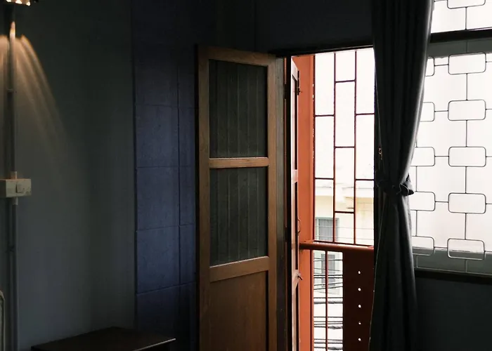 With A Temple View 度假居 *
